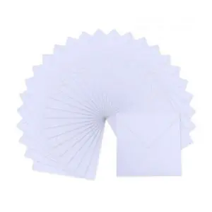Enveloppen wit